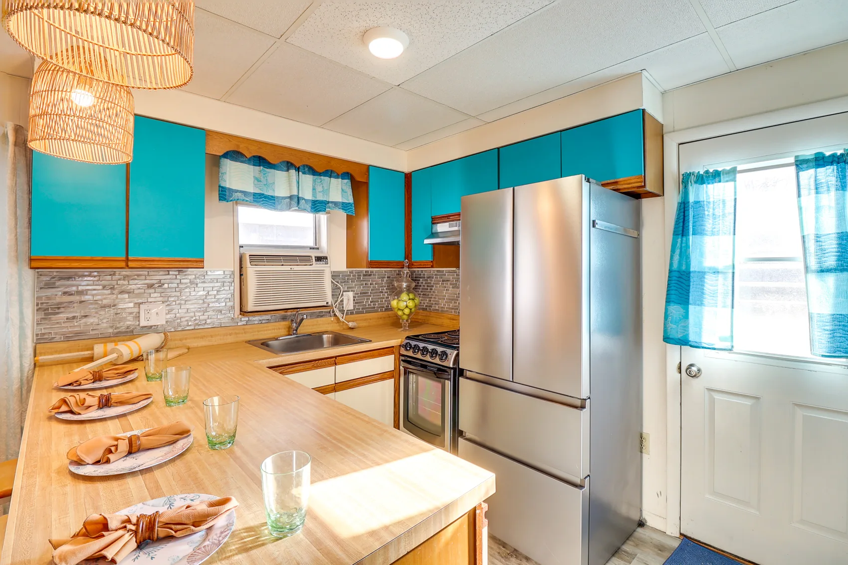 Captains Quarters photograph 9